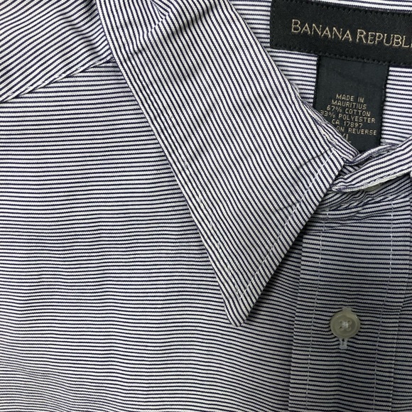 3 Banana Republic Shirts - Picture 7 of 8